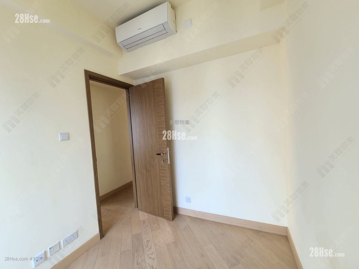 Grand Yoho Rental 3 Bedrooms , 1 Bathroom 596 ft²