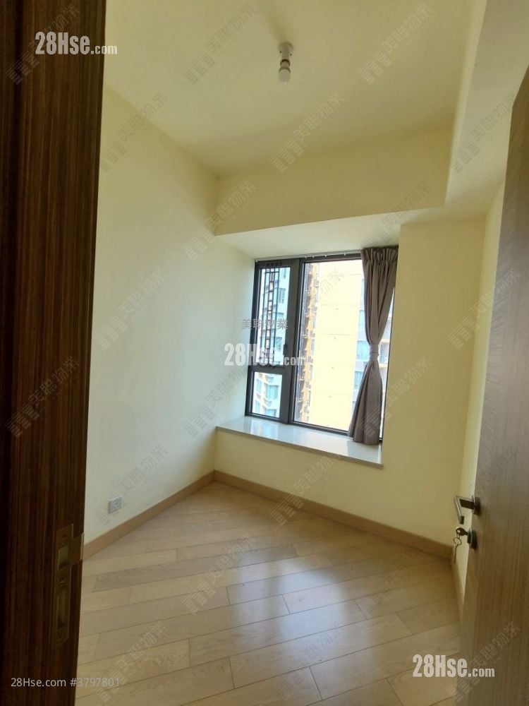 Grand Yoho Rental 3 Bedrooms , 1 Bathroom 596 ft²