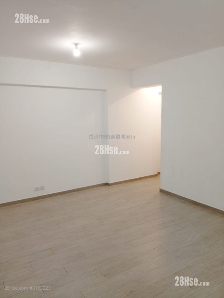 华登大厦 租盘 3 房 , 2 浴室 878 平方尺