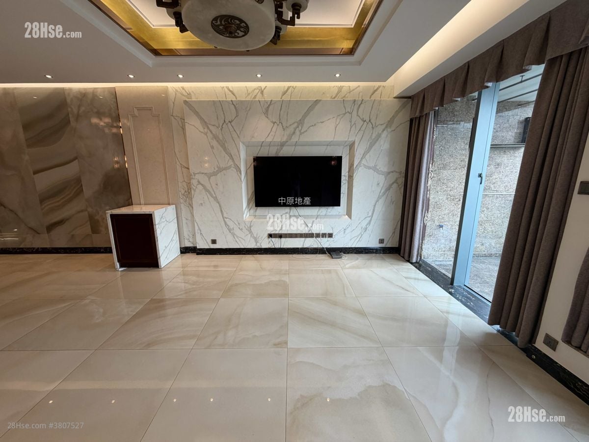 The Palazzo Rental 4 Bedrooms , 3 Bathrooms 1,461 ft²