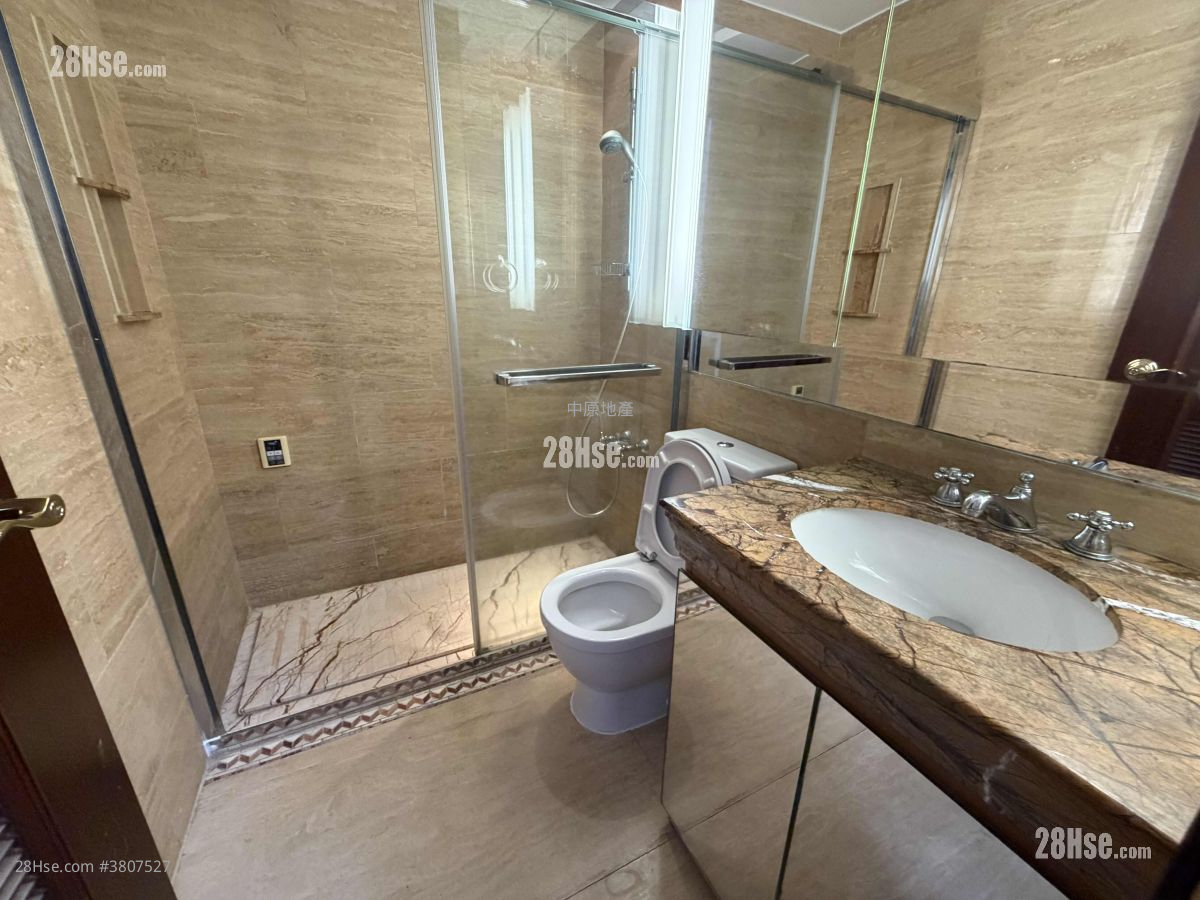 The Palazzo Rental 4 Bedrooms , 3 Bathrooms 1,461 ft²