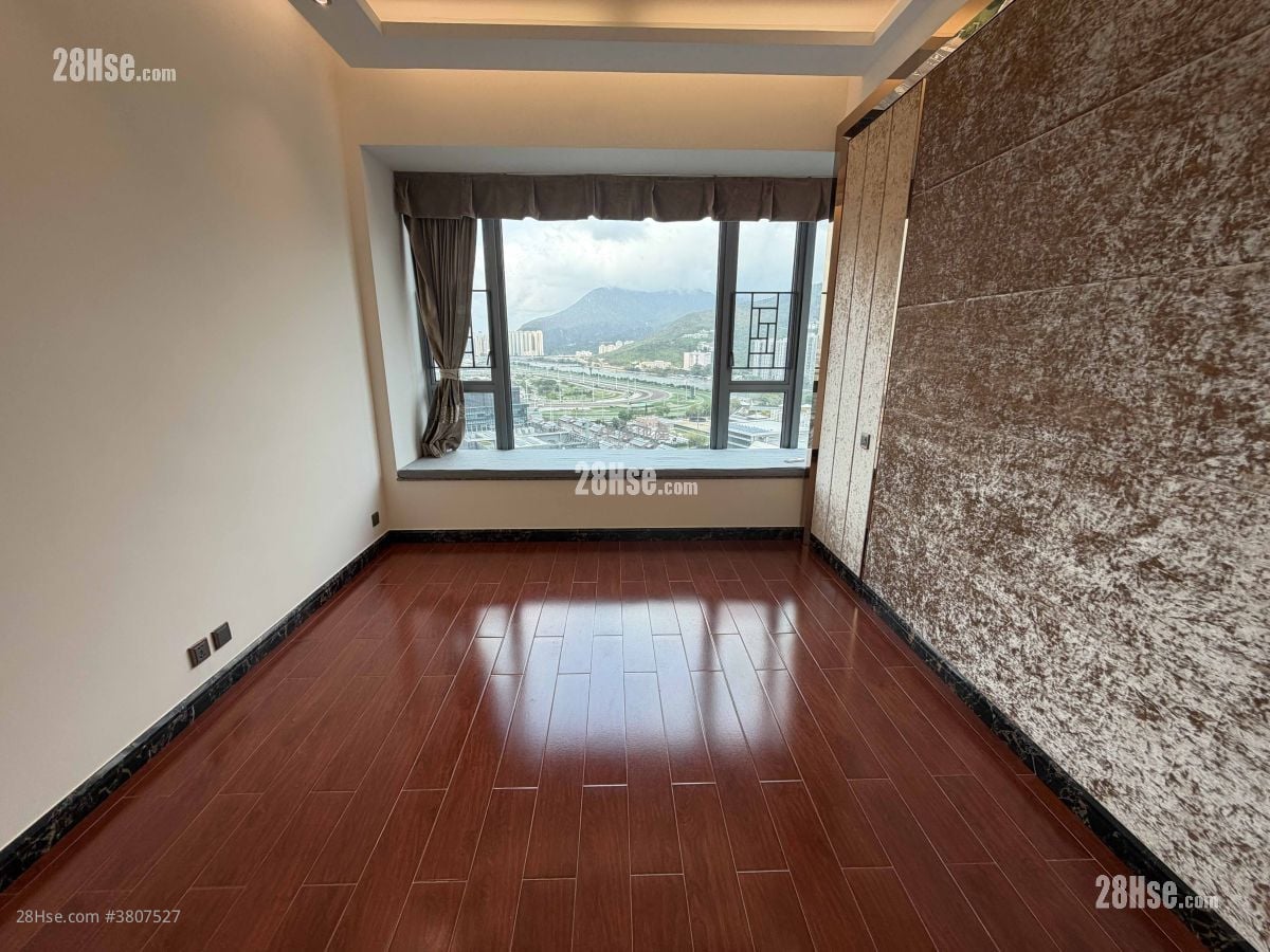 The Palazzo Rental 4 Bedrooms , 3 Bathrooms 1,461 ft²