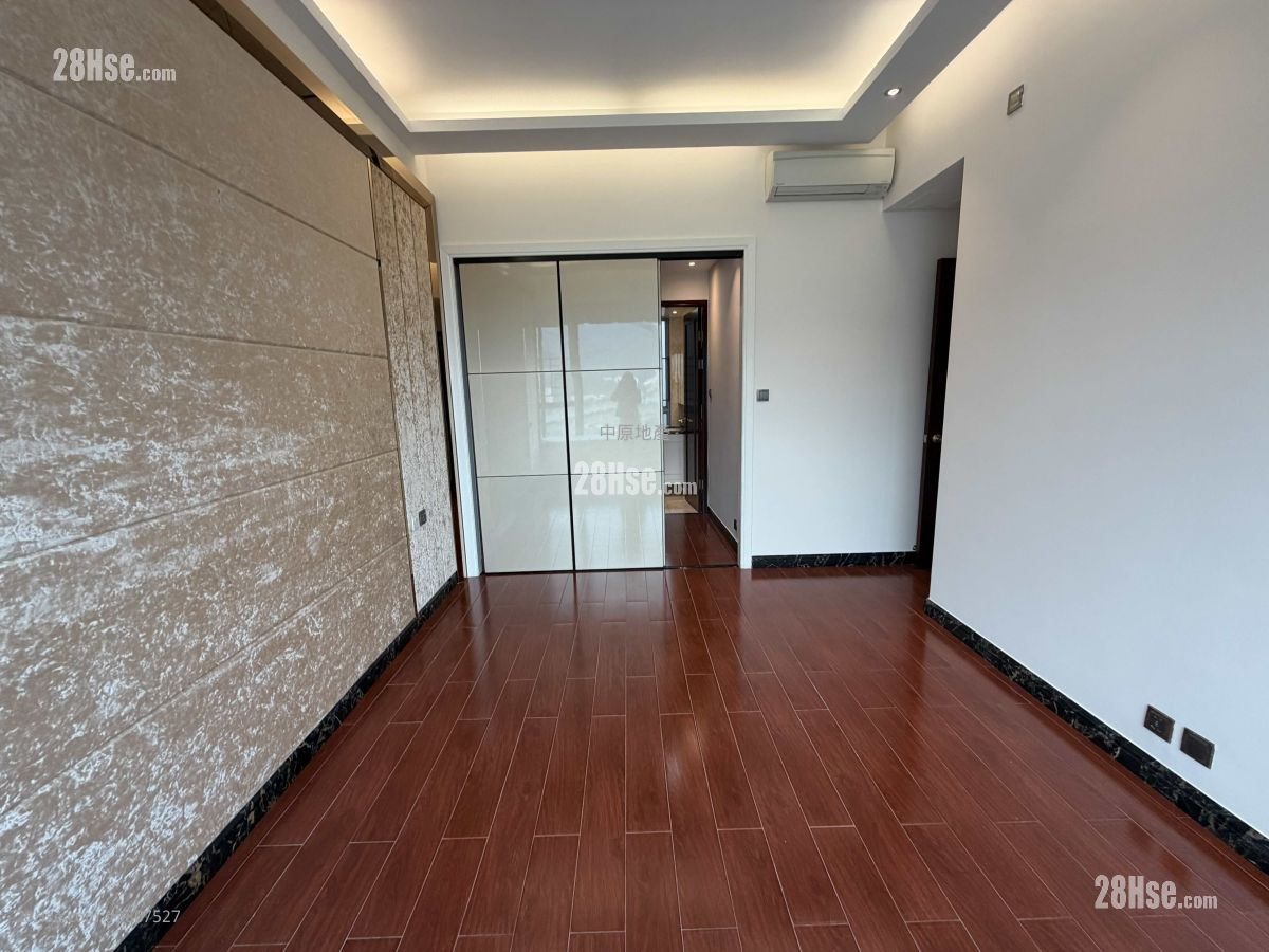 The Palazzo Rental 4 Bedrooms , 3 Bathrooms 1,461 ft²