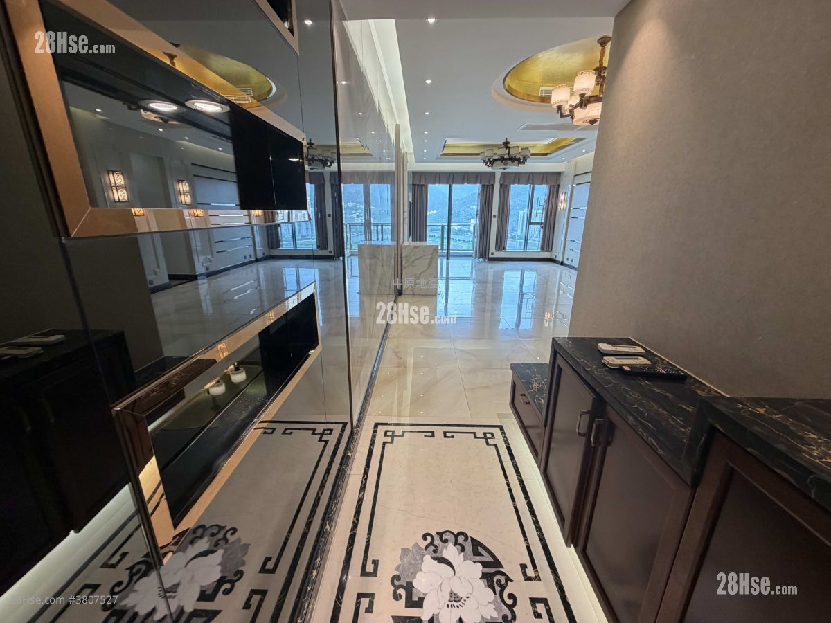 The Palazzo Rental 4 Bedrooms , 3 Bathrooms 1,461 ft²