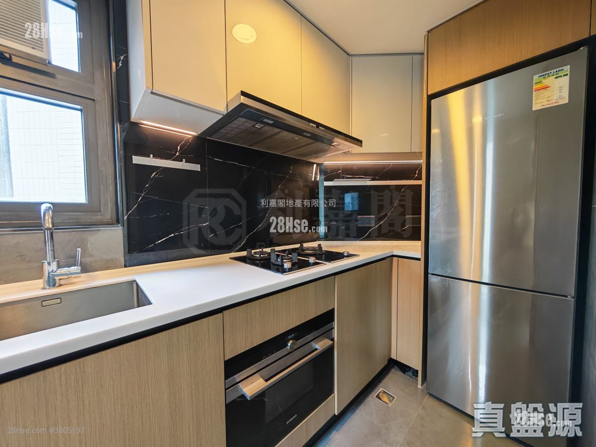 Sol City Sell 2 Bedrooms 496 ft²