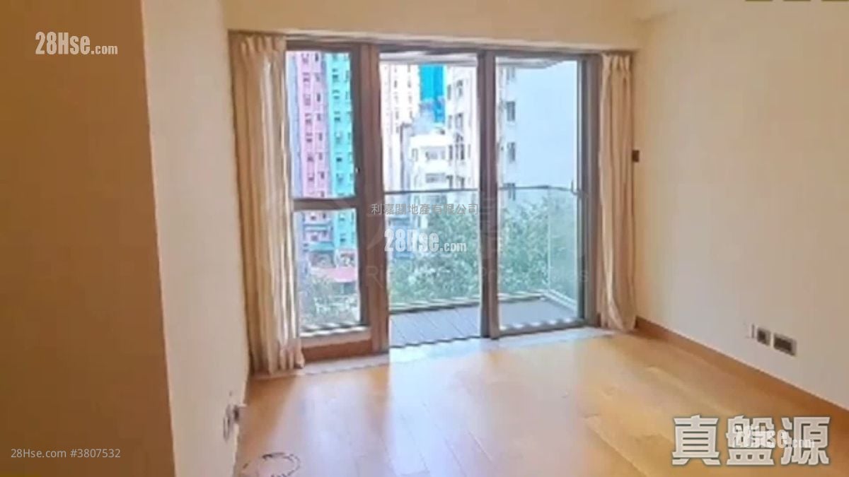 The Nova Sell 2 Bedrooms 500 ft²