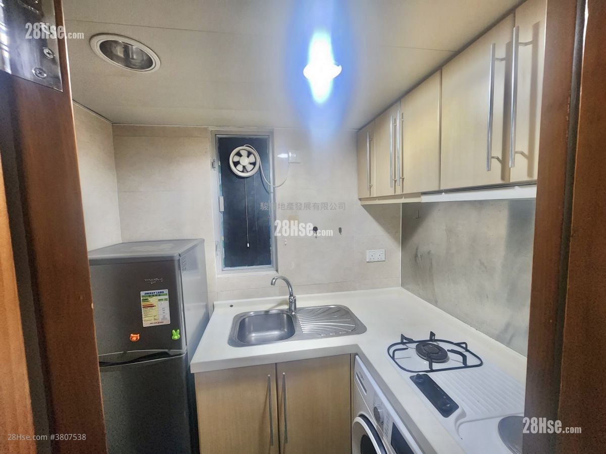 Fa Yuen Plaza Rental 2 Bedrooms , 1 Bathroom 322 ft²