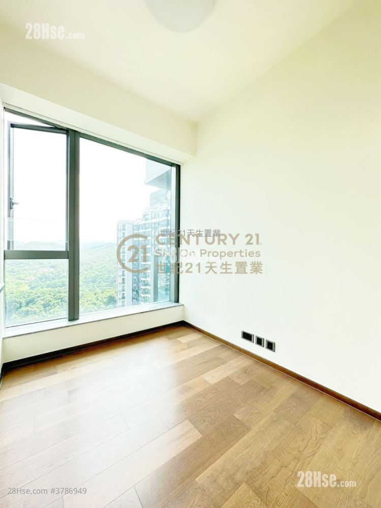 上源 租盘 4 房 , 2 浴室 829 平方尺