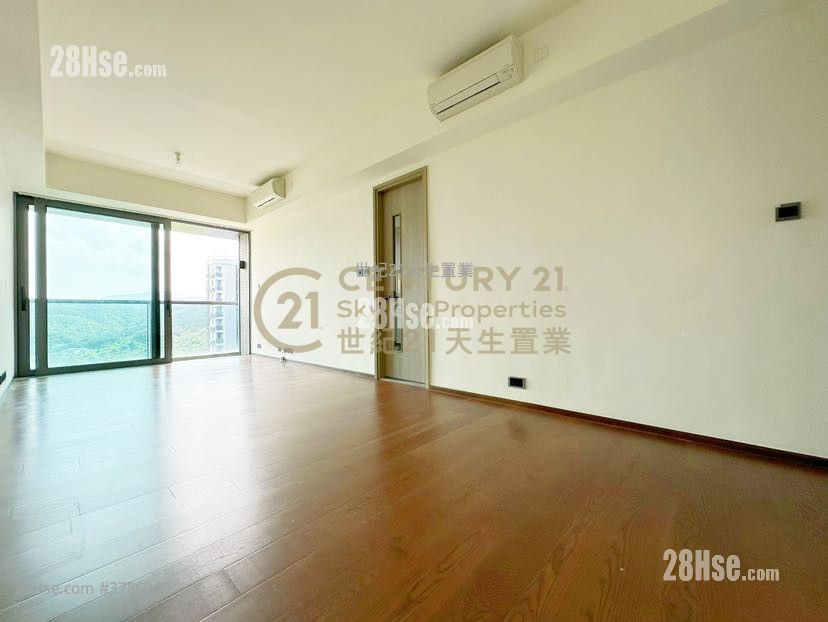 上源 租盘 4 房 , 2 浴室 829 平方尺