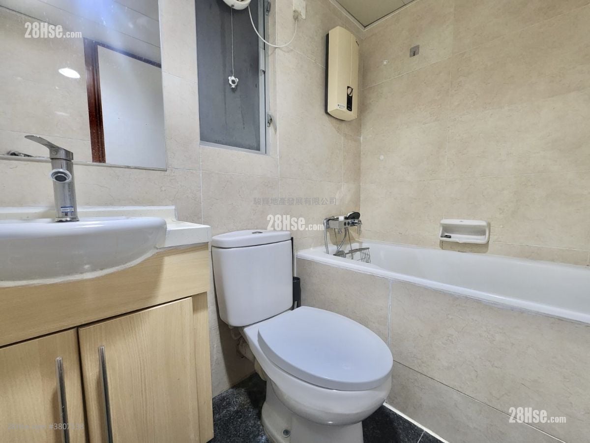 Fa Yuen Plaza Rental 2 Bedrooms , 1 Bathroom 322 ft²