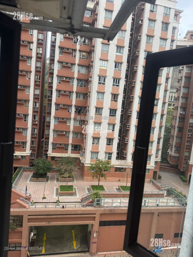 Richmond Court Sell 2 Bedrooms , 1 Bathroom 344 ft²