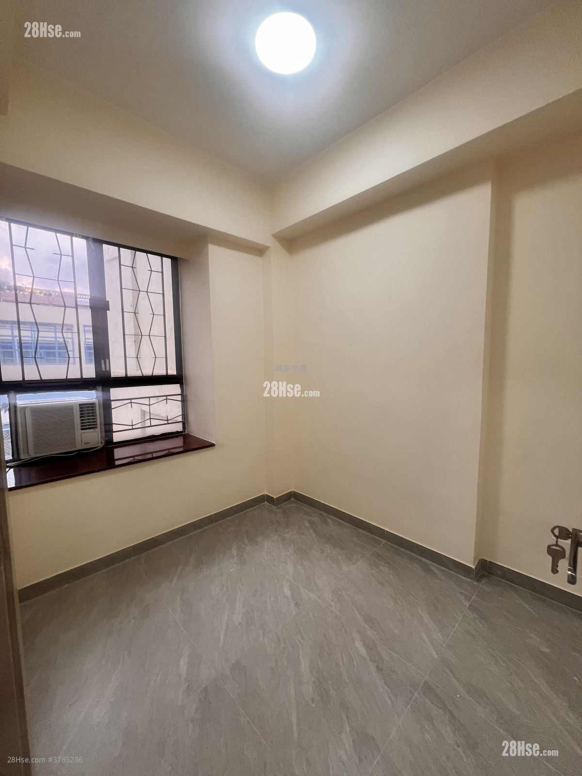 金城大厦 租盘 2 房 , 1 浴室 379 平方尺