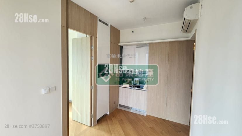 One Soho Rental 1 Bedroom , 1 Bathroom 320 ft²