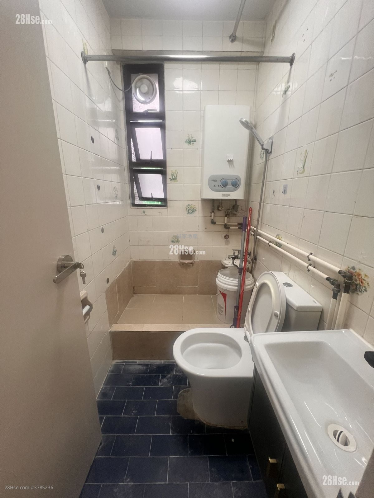 金城大厦 租盘 2 房 , 1 浴室 379 平方尺