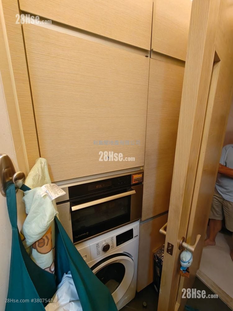 现崇山 售盘 2 房 526 平方尺