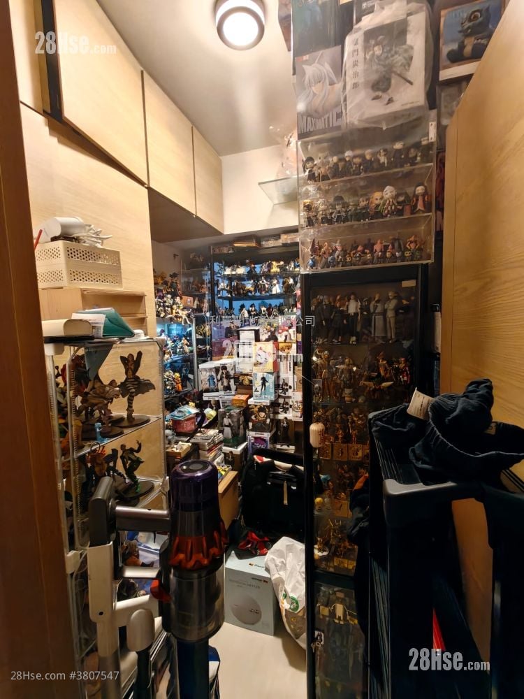 现崇山 售盘 2 房 526 平方尺