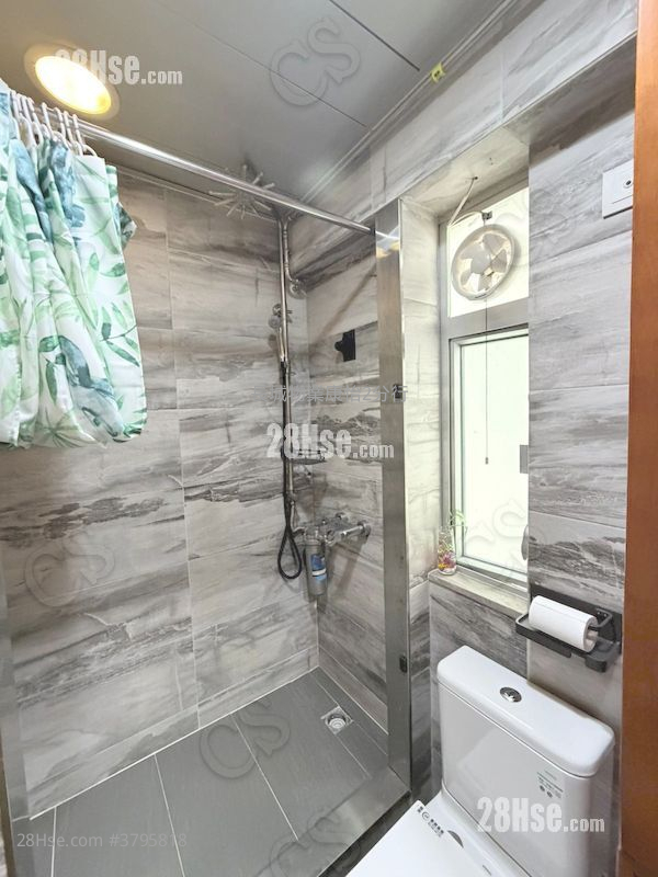 Kornhill Garden Rental 3 Bedrooms , 1 Bathroom 592 ft²