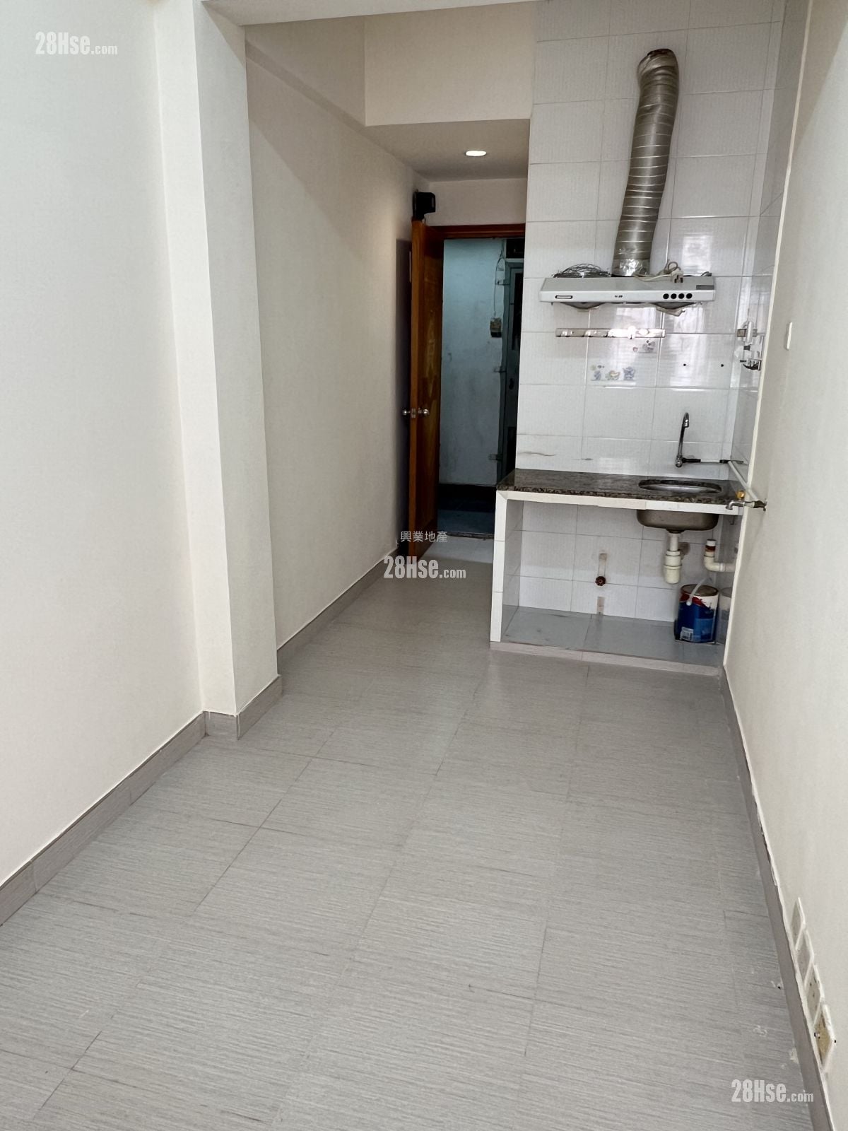 宜安大厦 租盘 开放式间隔 , 1 浴室 150 平方尺