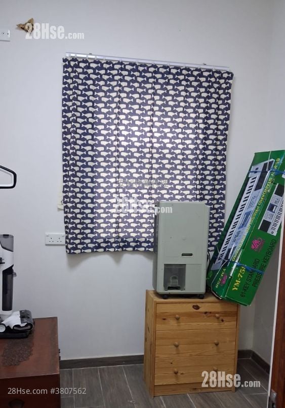 村屋 租盘 2 房 , 1 浴室