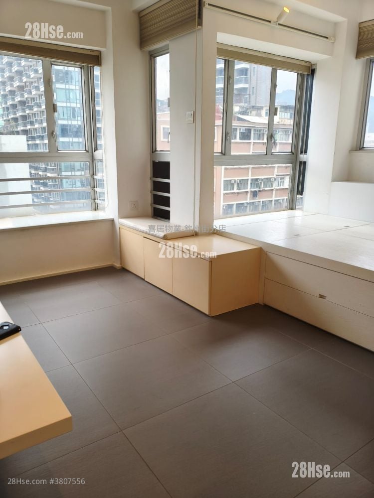 Comfort Court Rental Studio , 1 Bathroom 236 ft²