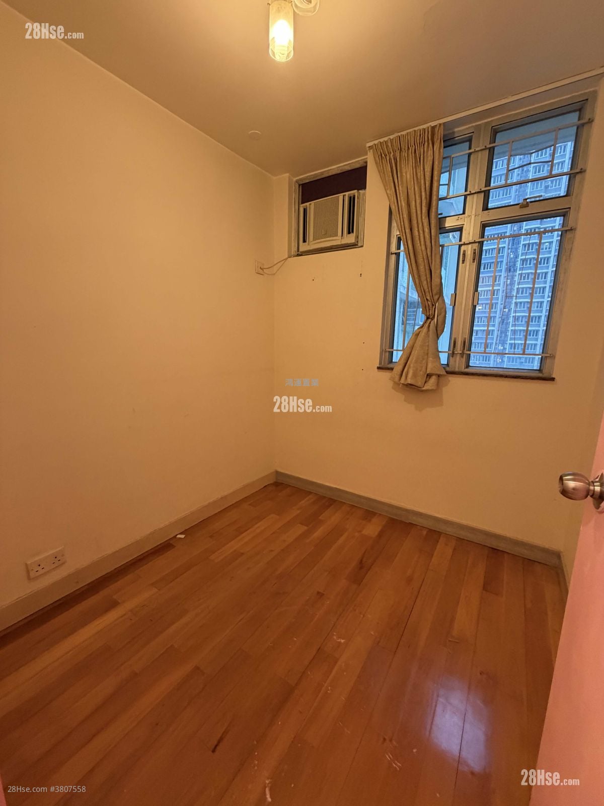 煜明苑 售盘 3 房 , 1 浴室 651 平方尺