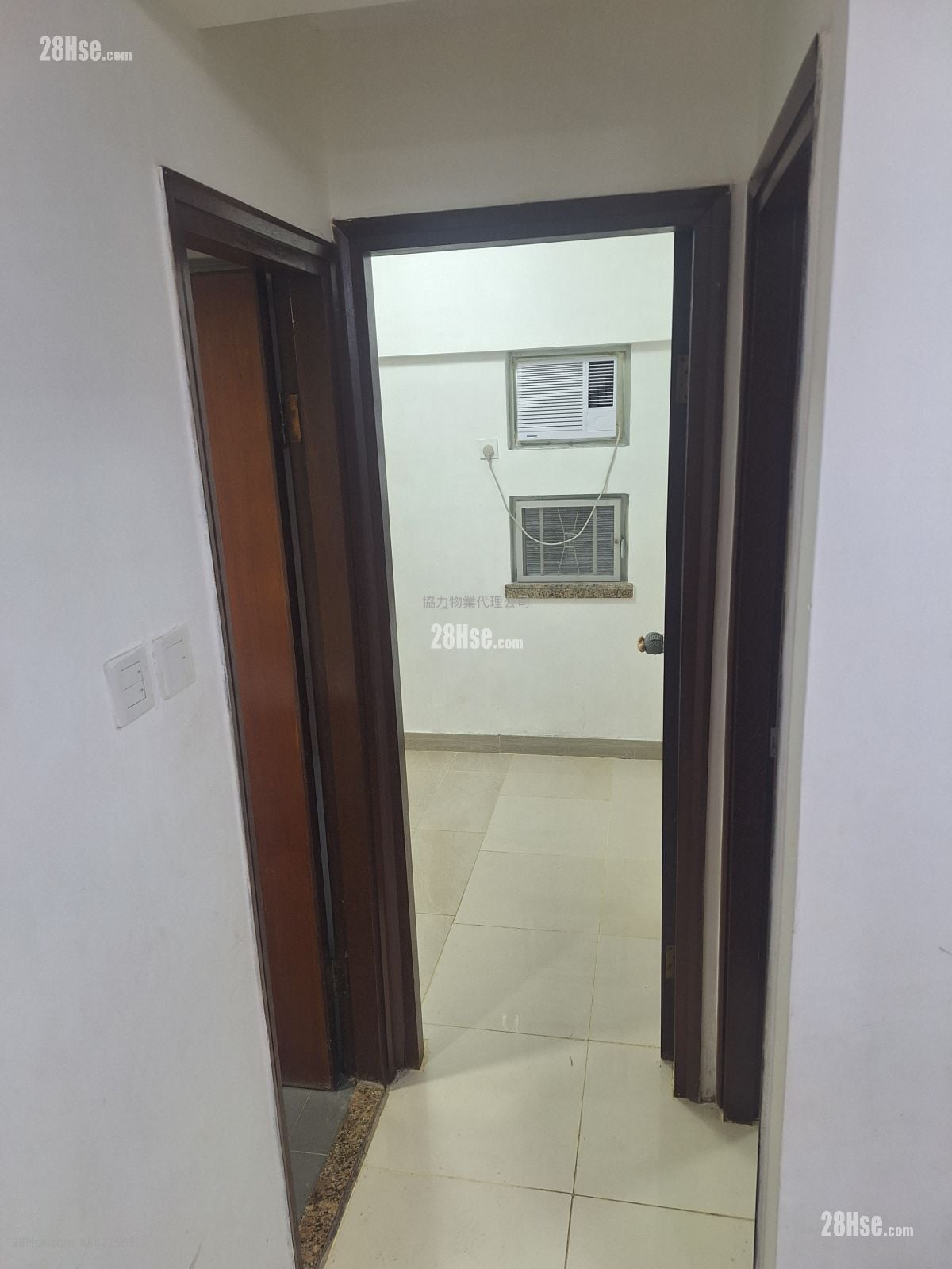 华丽广场 售盘 2 房 , 1 浴室 377 平方尺