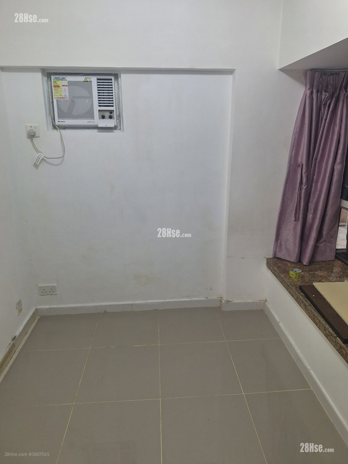 华丽广场 售盘 2 房 , 1 浴室 377 平方尺