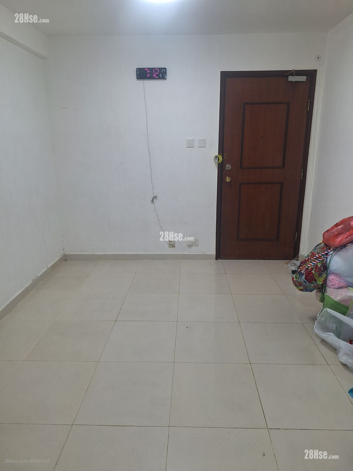 华丽广场 售盘 2 房 , 1 浴室 377 平方尺