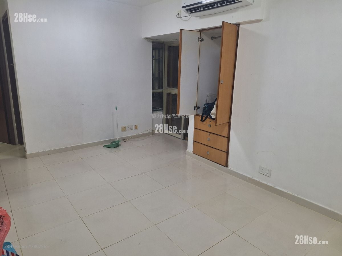 华丽广场 售盘 2 房 , 1 浴室 377 平方尺