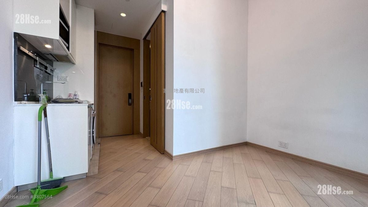 Parker33 Rental Studio , 1 Bathroom 210 ft²