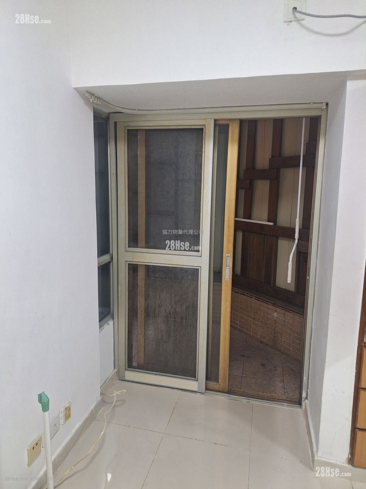 华丽广场 售盘 2 房 , 1 浴室 377 平方尺