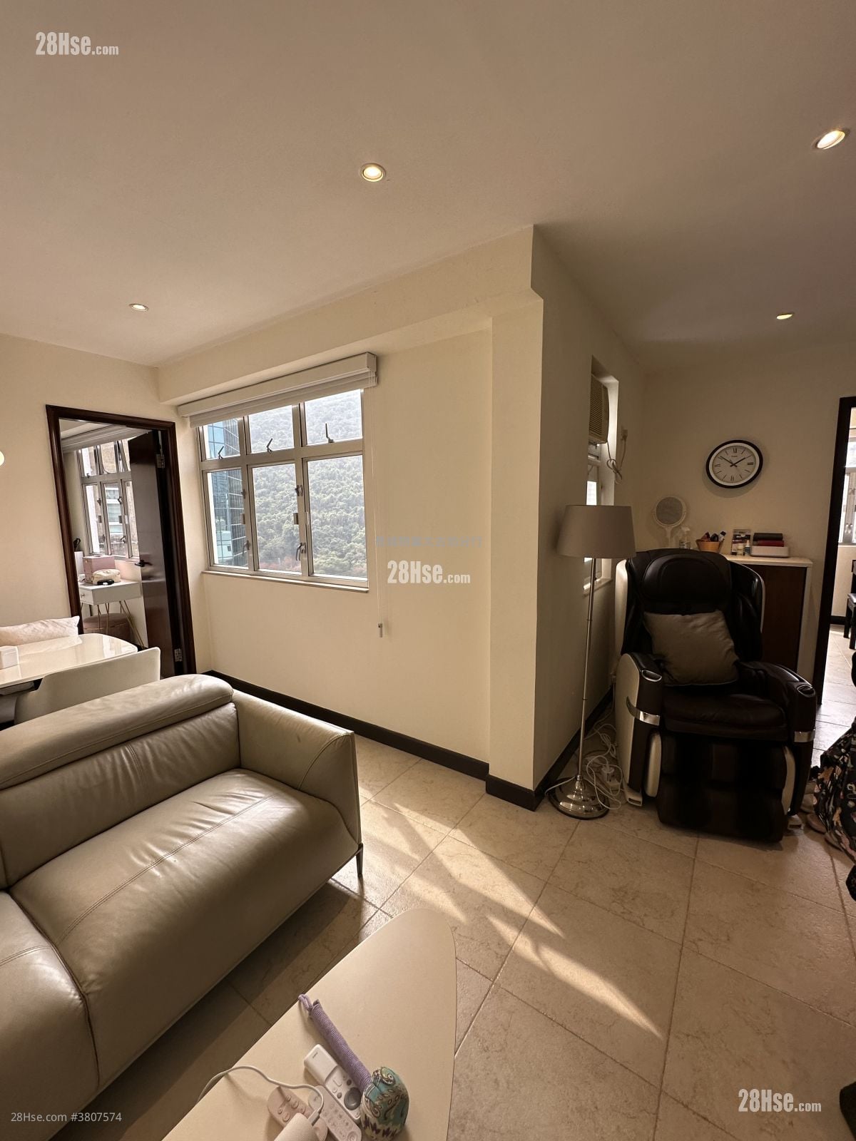 Hoi Kwong Court Sell 3 Bedrooms , 1 Bathroom 639 ft²