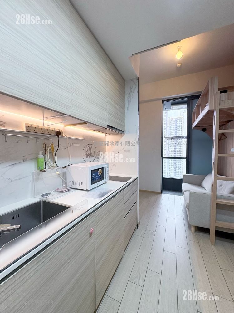 丰寓 租盘 1 房 , 1 浴室 243 平方尺