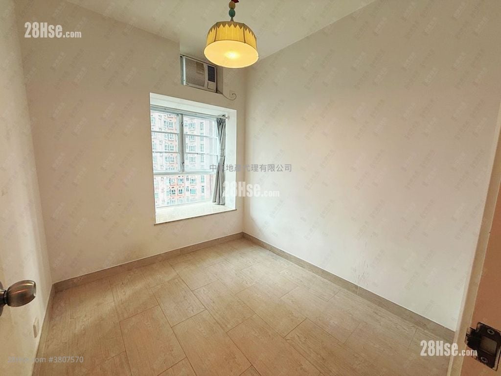 Discovery Park Sell 3 Bedrooms 648 ft²