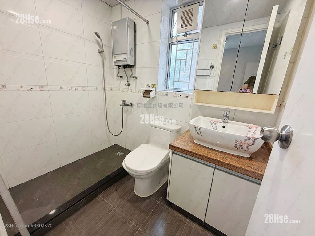 Discovery Park Sell 3 Bedrooms 648 ft²