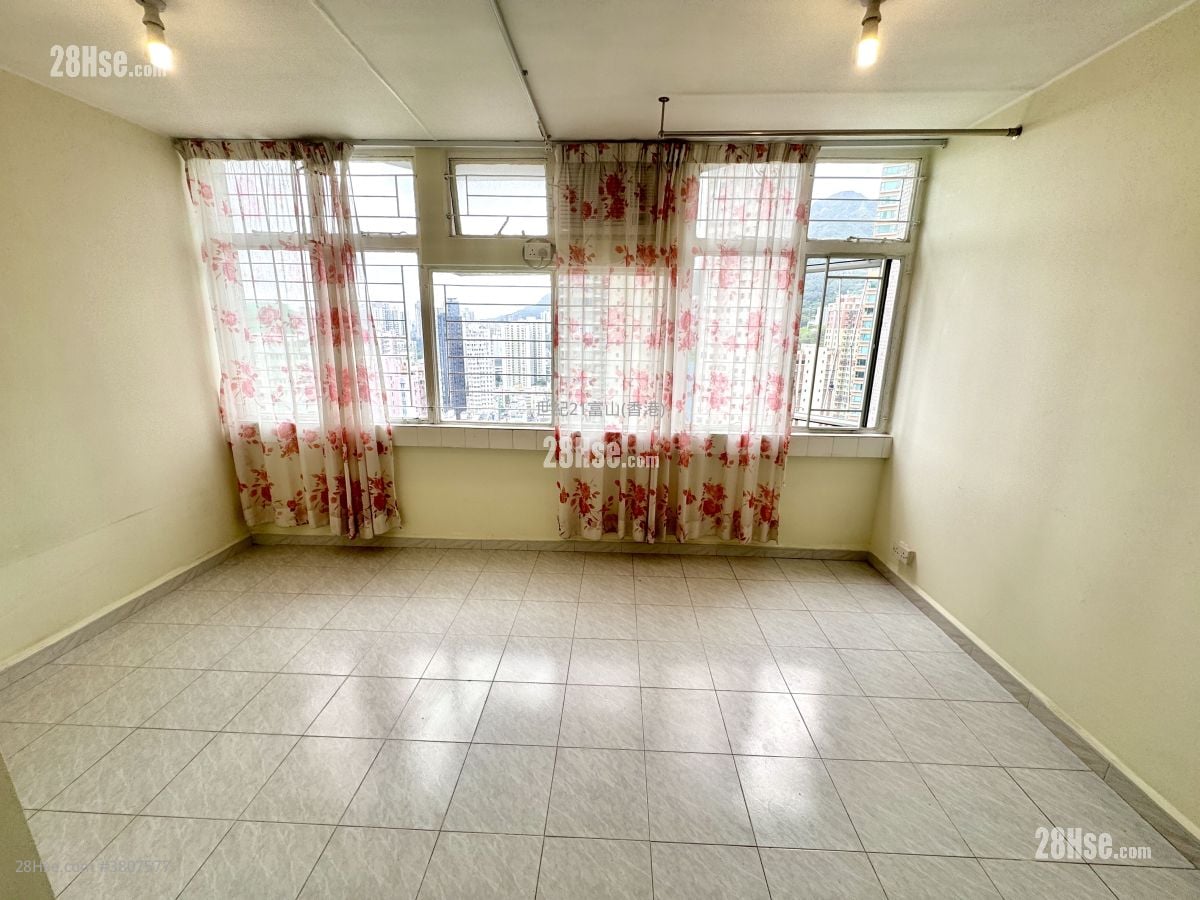 凤德邨 售盘 2 房 , 1 浴室 385 平方尺