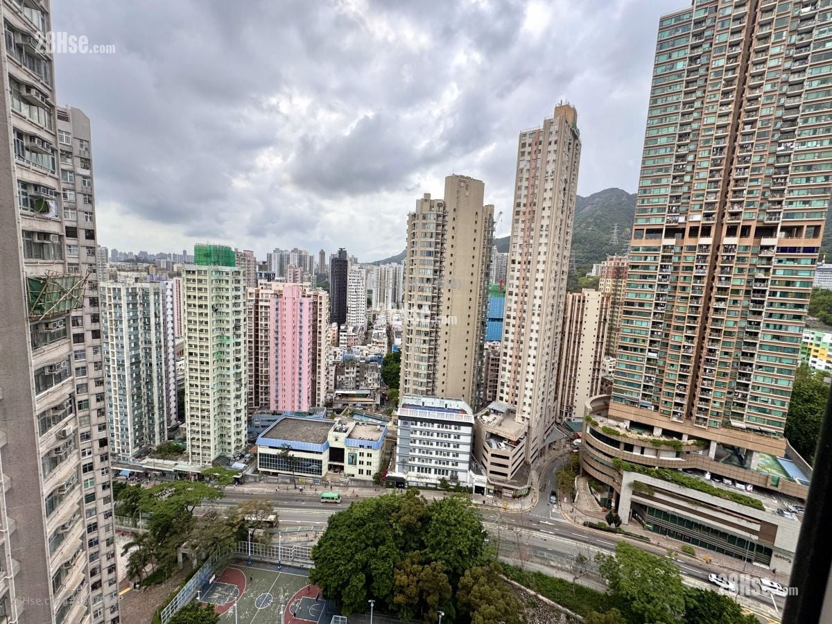 凤德邨 售盘 2 房 , 1 浴室 385 平方尺