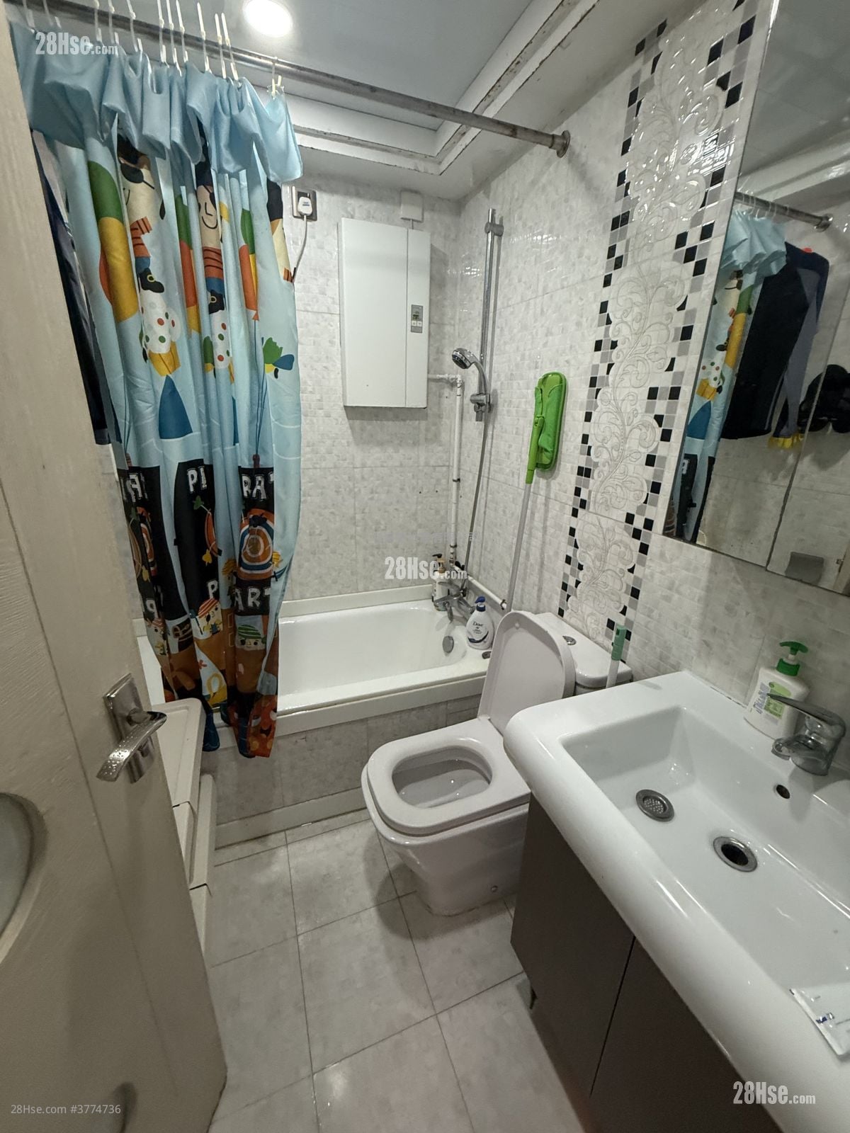 Kornville Sell 3 Bedrooms , 2 Bathrooms 604 ft²