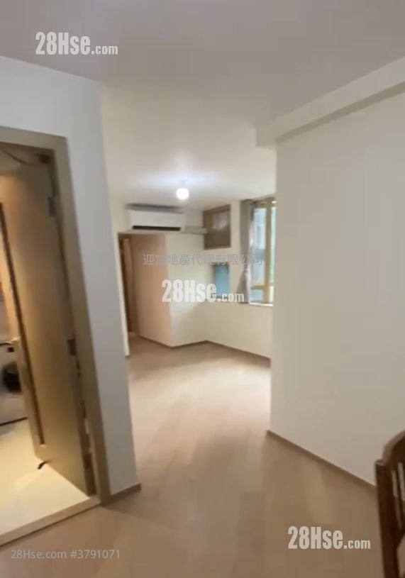 海滨南岸 售盘 3 房 , 2 浴室 590 平方尺