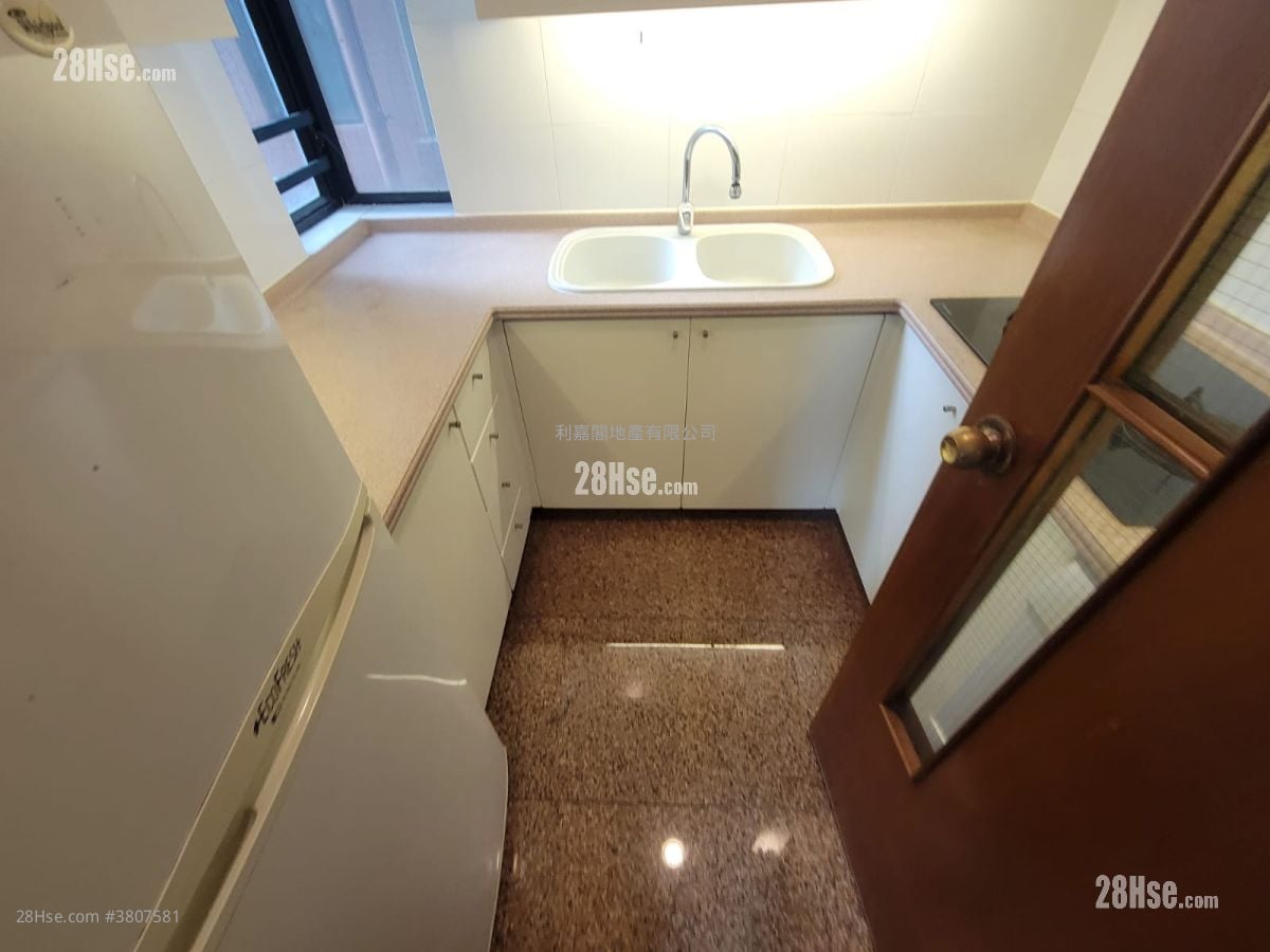 新都城 售盘 2 房 , 1 浴室 406 平方尺