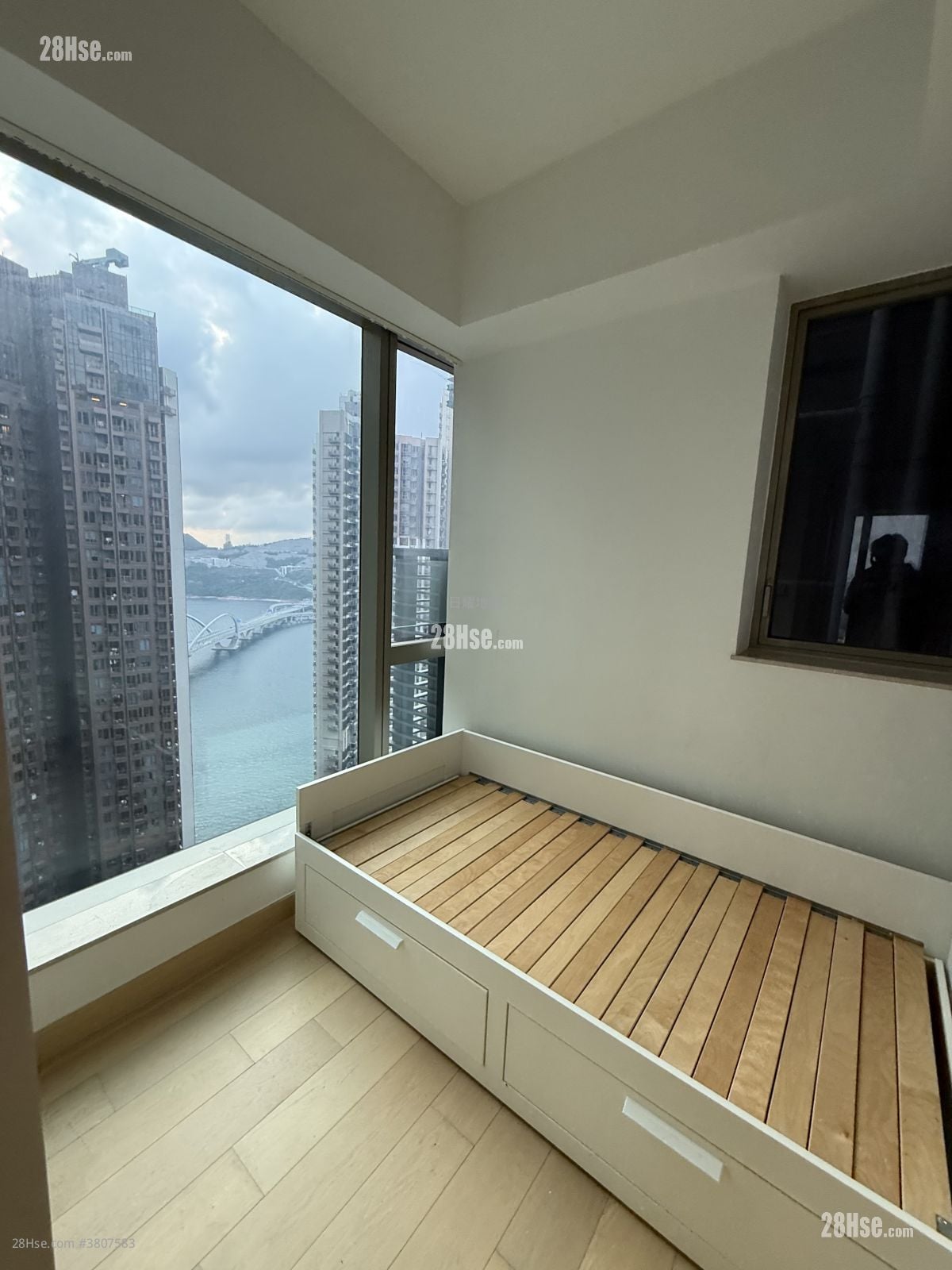 Marini Rental 3 Bedrooms , 1 Bathroom 598 ft²