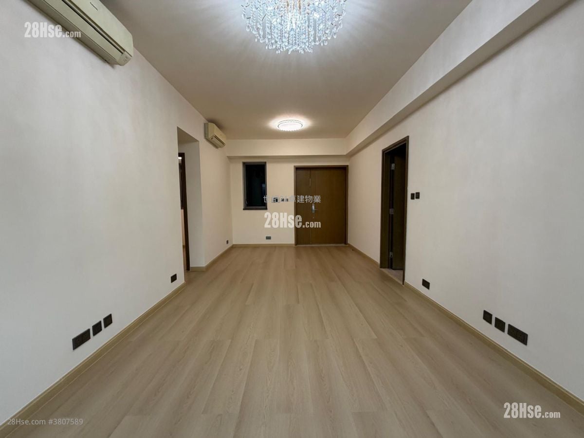 The Austin 租盘 3 房 , 2 浴室 890 平方尺