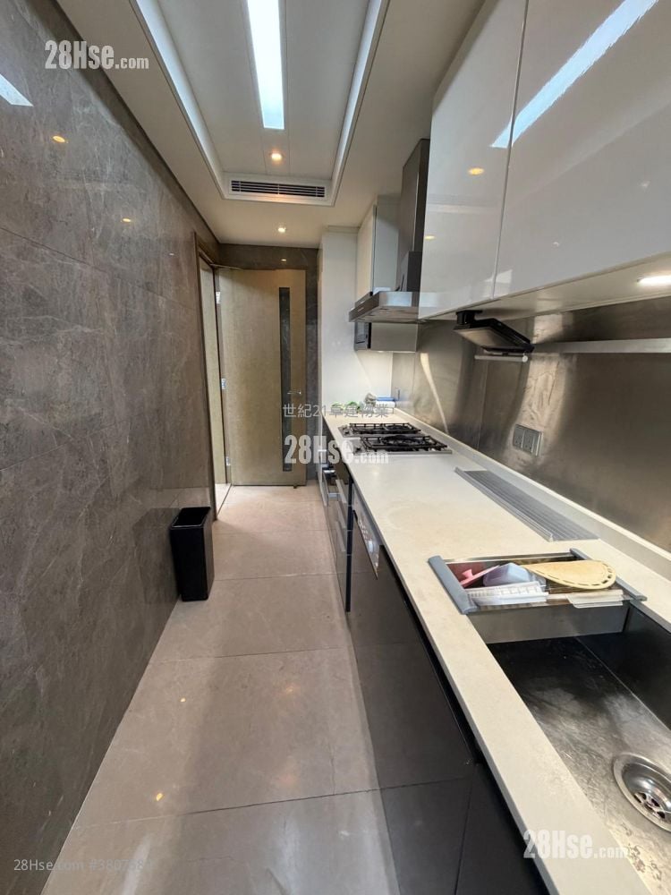 The Austin 租盘 3 房 , 2 浴室 890 平方尺