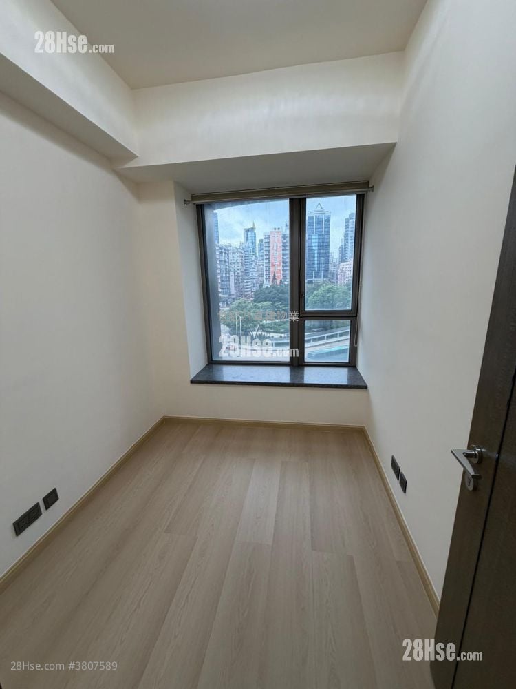 The Austin 租盘 3 房 , 2 浴室 890 平方尺