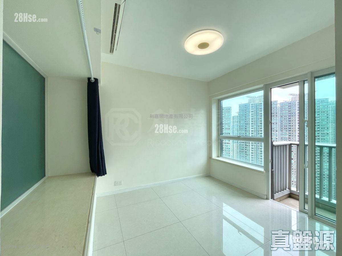 致蓝天 售盘 3 房 , 2 浴室 743 平方尺