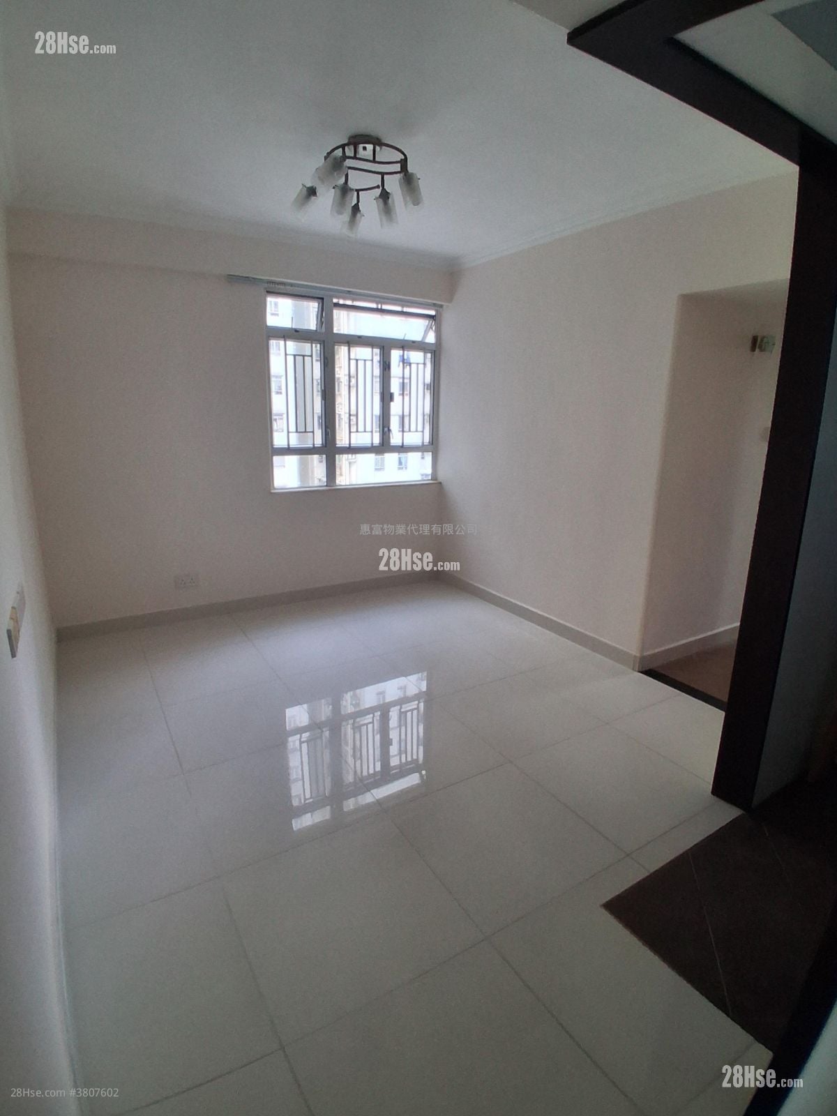 Tsui Chuk Garden Rental 3 Bedrooms , 1 Bathroom 591 ft²