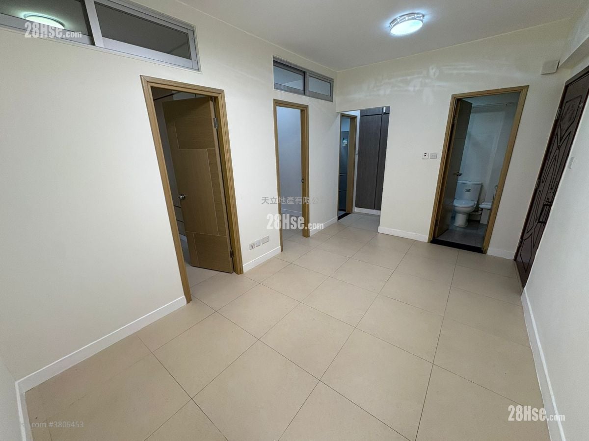 金阁大厦 租盘 2 房 , 1 浴室 385 平方尺