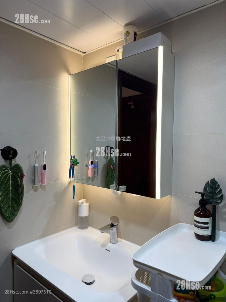 Laguna City Sell 2 Bedrooms , 1 Bathroom 517 ft²