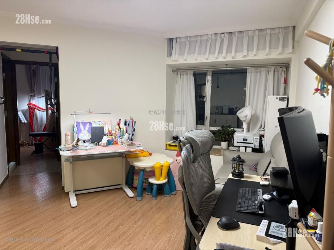 Laguna City Sell 2 Bedrooms , 1 Bathroom 517 ft²