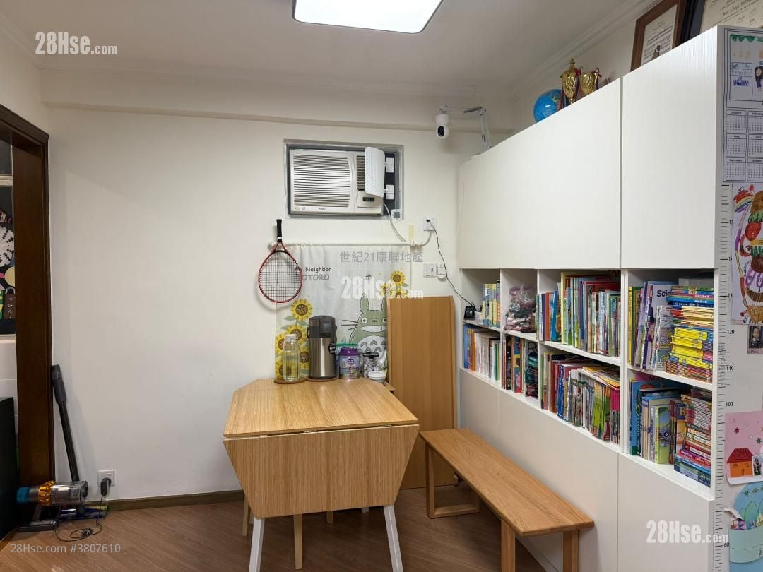 Laguna City Sell 2 Bedrooms , 1 Bathroom 517 ft²